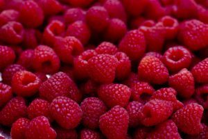 organic raspberries are good for your body's balance and chi, preparing it for acupuncture